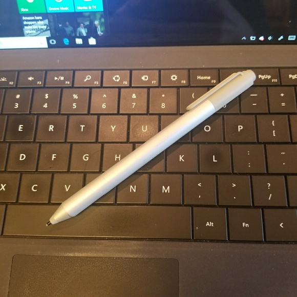 Surface pro 3. 64 GB - Picture 6 of 8